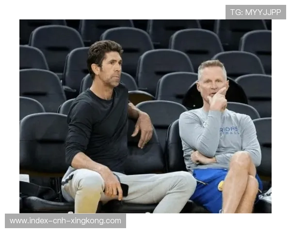 罗林斯崛起成雄鹿替补杀手,一战惊艳全场 罗林斯崛起成雄鹿替补杀手,一战惊艳全场