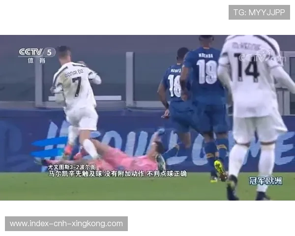 尤文前锋练习“第一触球+转身射门”以提高禁区效率